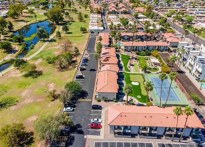Apartment 130 Fully Furnished, Amenities Galore Scottsdale